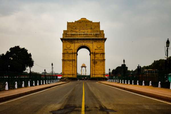 old and new delhi private guided tour 8 hours